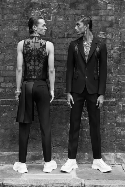 Look 19